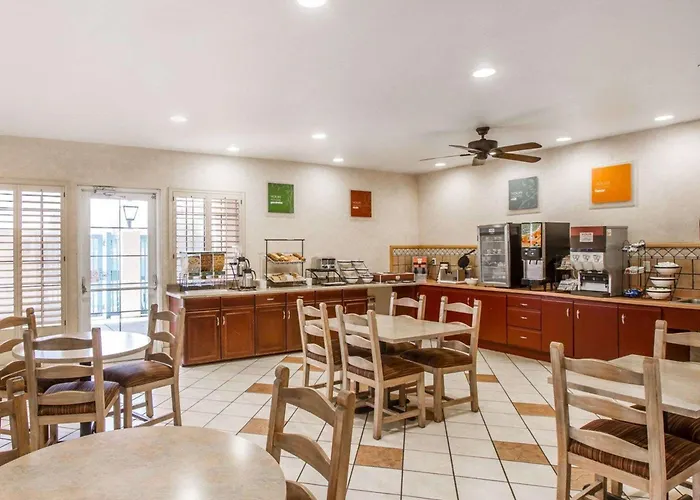 Baymont By Wyndham Hotel Casa Grande