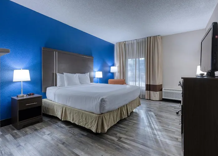 Hotel Baymont By Wyndham