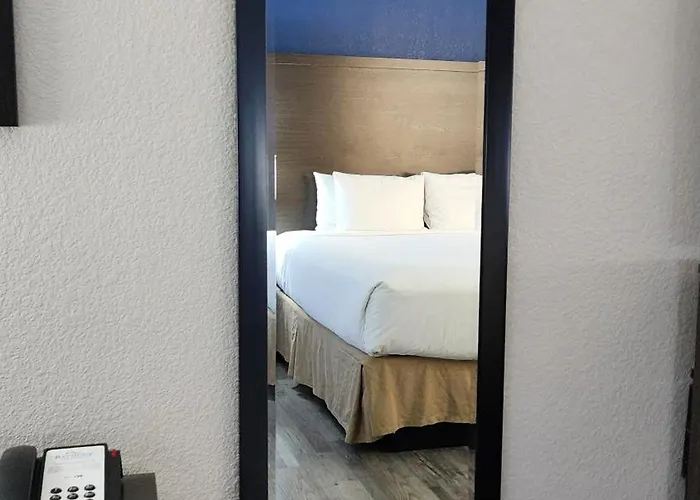 Baymont By Wyndham Hotel