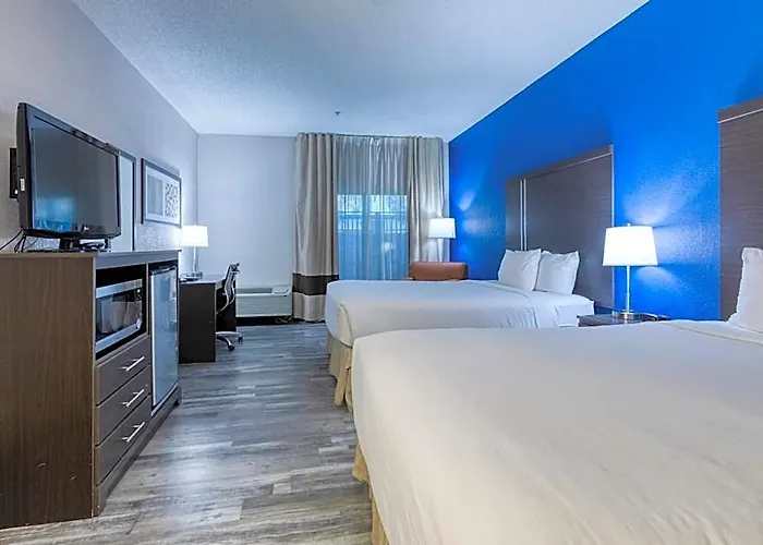 Hotel Baymont By Wyndham