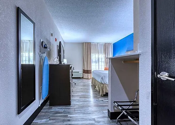 Baymont By Wyndham Hotel