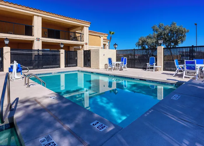 Hotel Baymont By Wyndham Casa Grande
